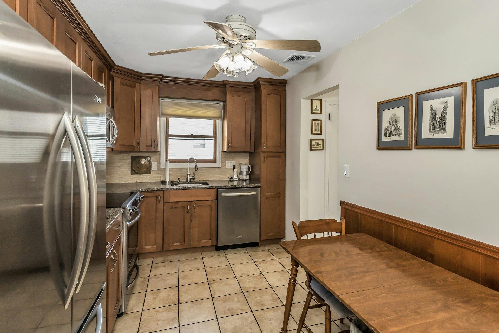 78 Cheltenham Road, West Babylon, New York image 10