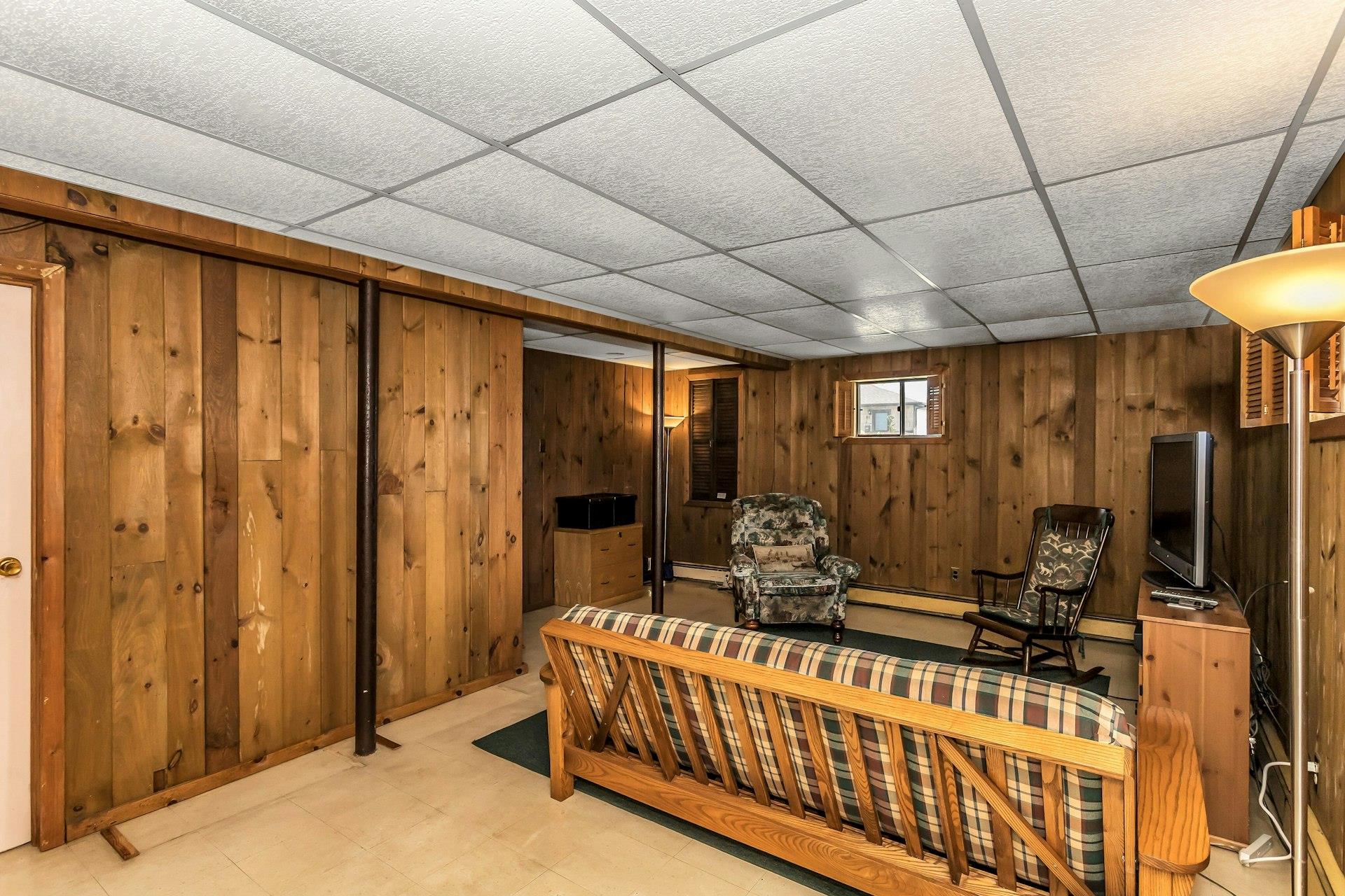 78 Cheltenham Road, West Babylon, New York image 21