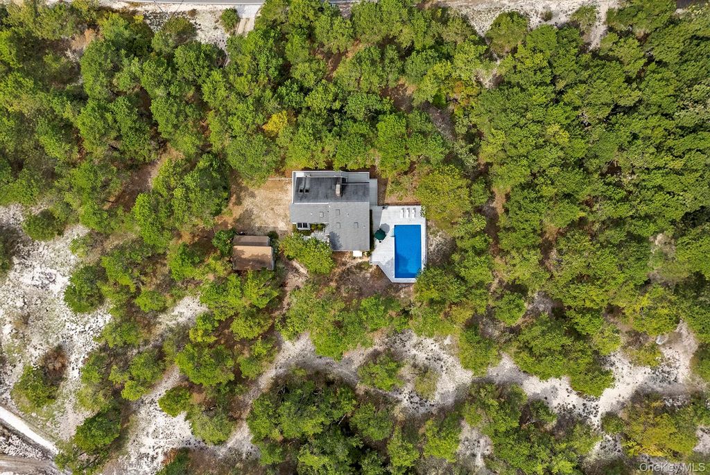 Photo of 278 Cranberry Hole Road, Amagansett, NY 11930 (MLS # 922763)