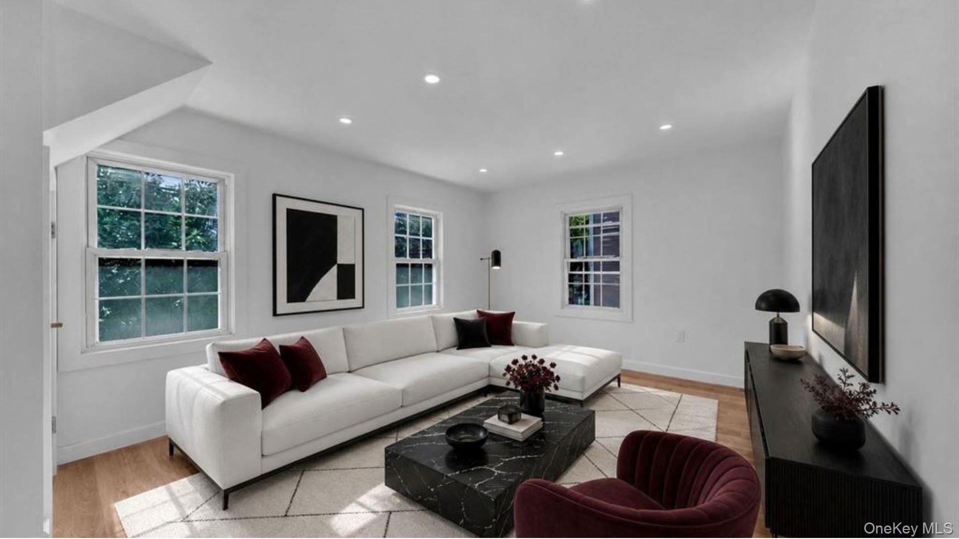 219 E 238th Street