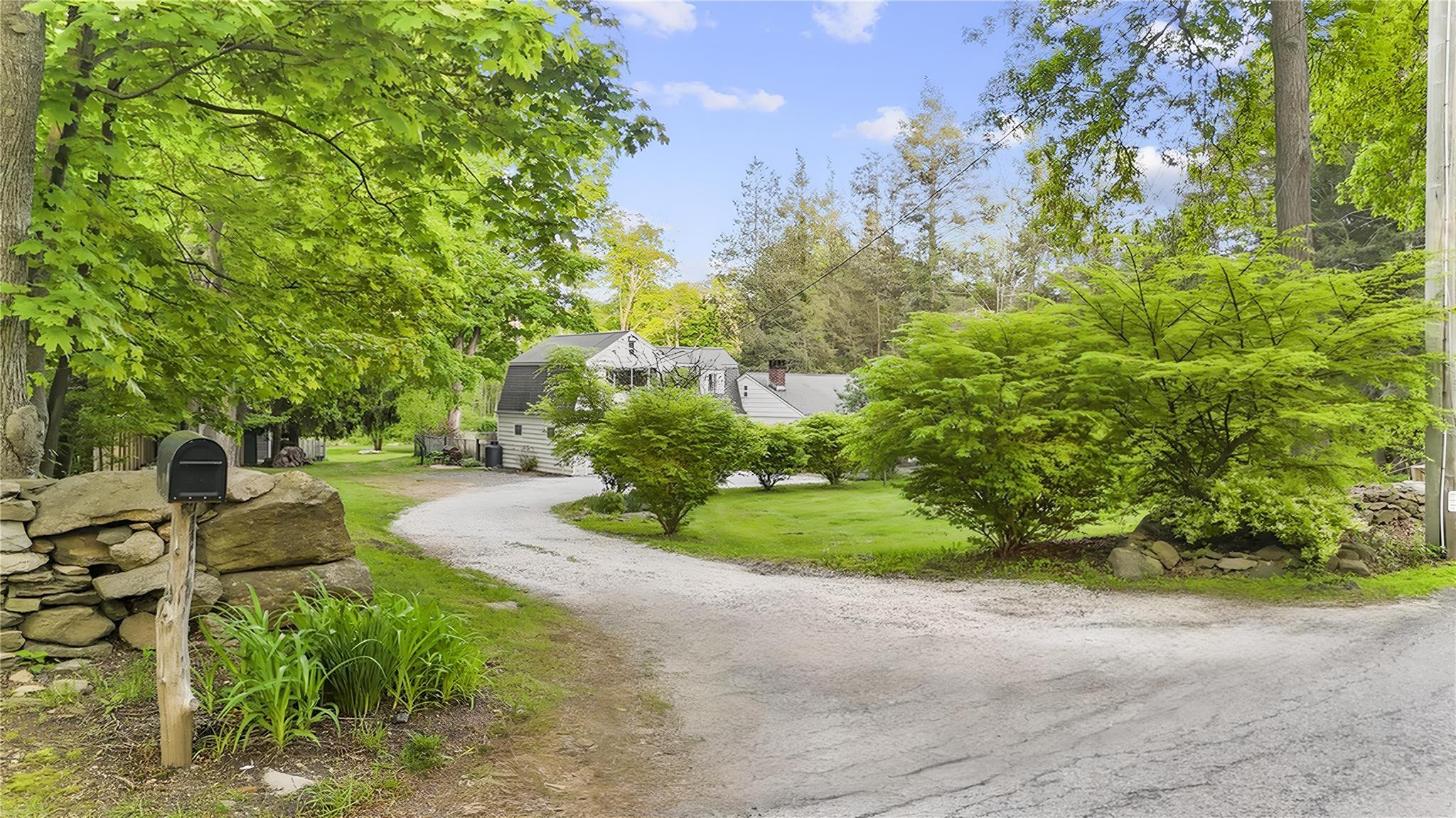8 West Lane, South Salem, New York image 38