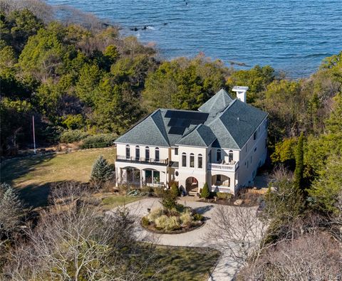 3172 Sound Avenue Riverhead NY 11901