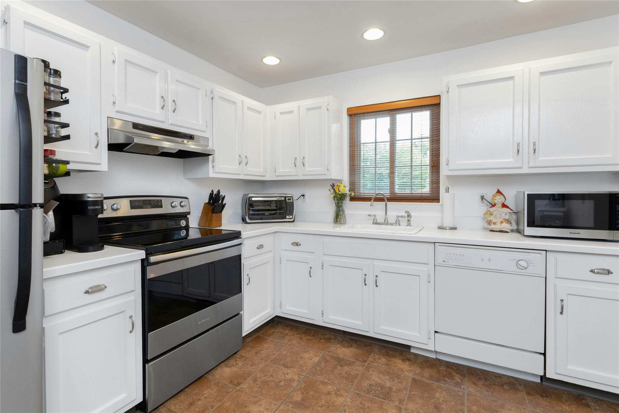 1202 Farmdale Road, Brewster, New York image 6