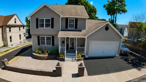 Homes For Sale - 37-39 Wisner Avenue<br/> Middletown, NY 10940