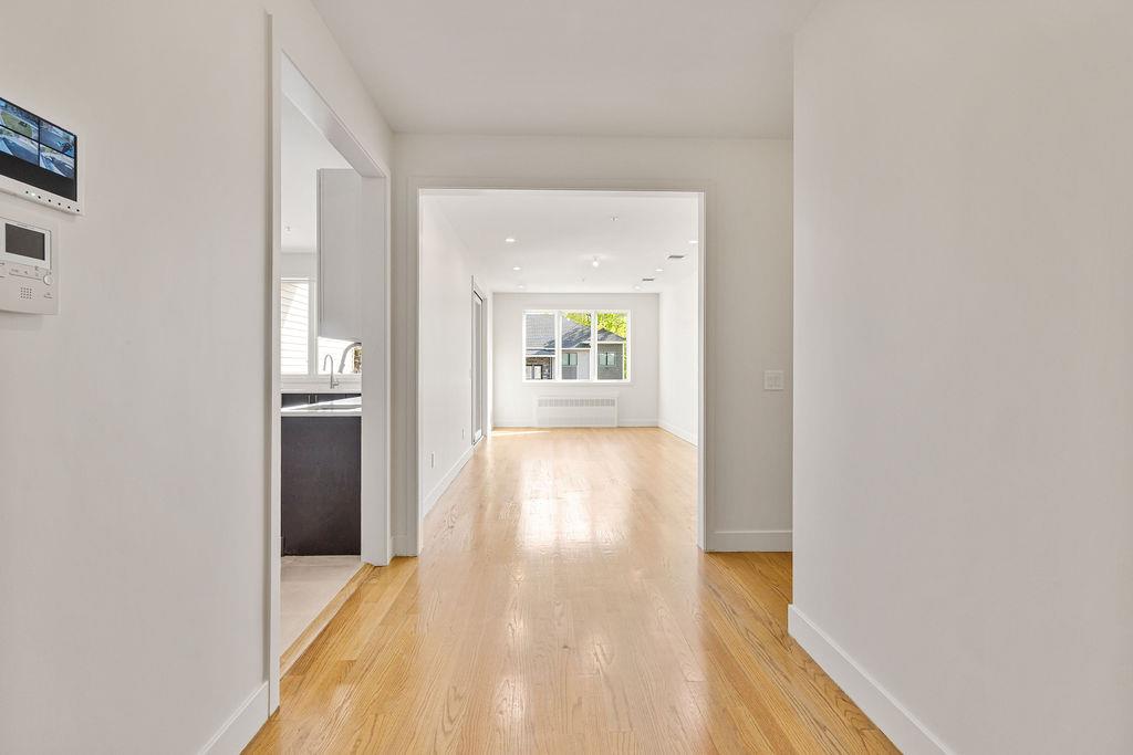 3 E Funston Avenue 322