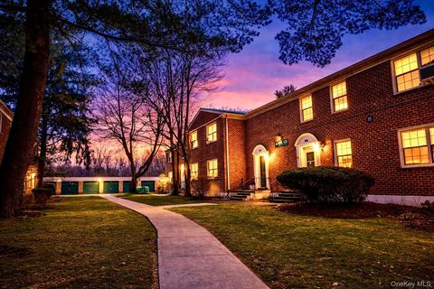 15 Fieldstone Drive 143 Hartsdale NY 10530