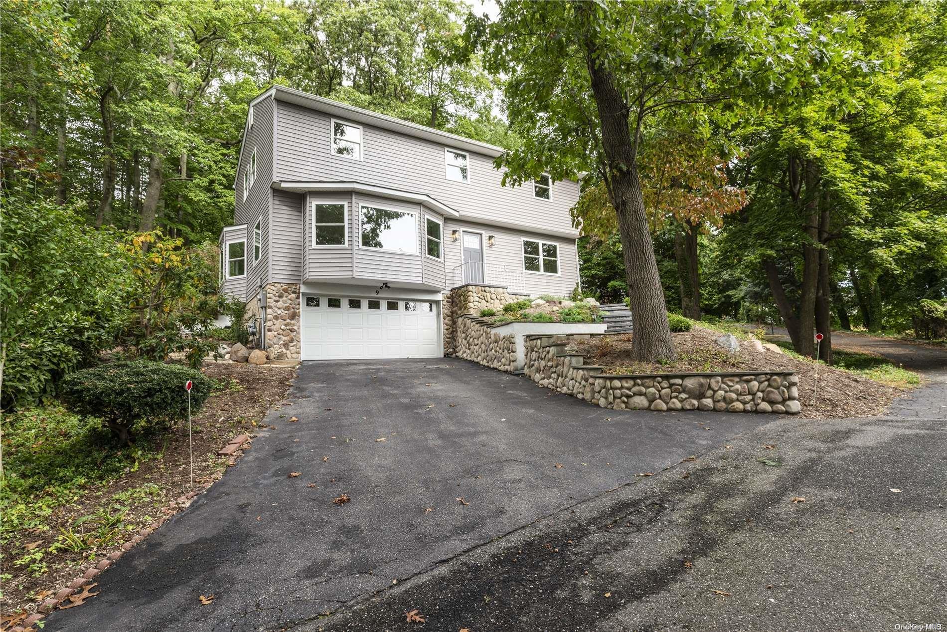 9 Alfred Court, Huntington, New York image 3