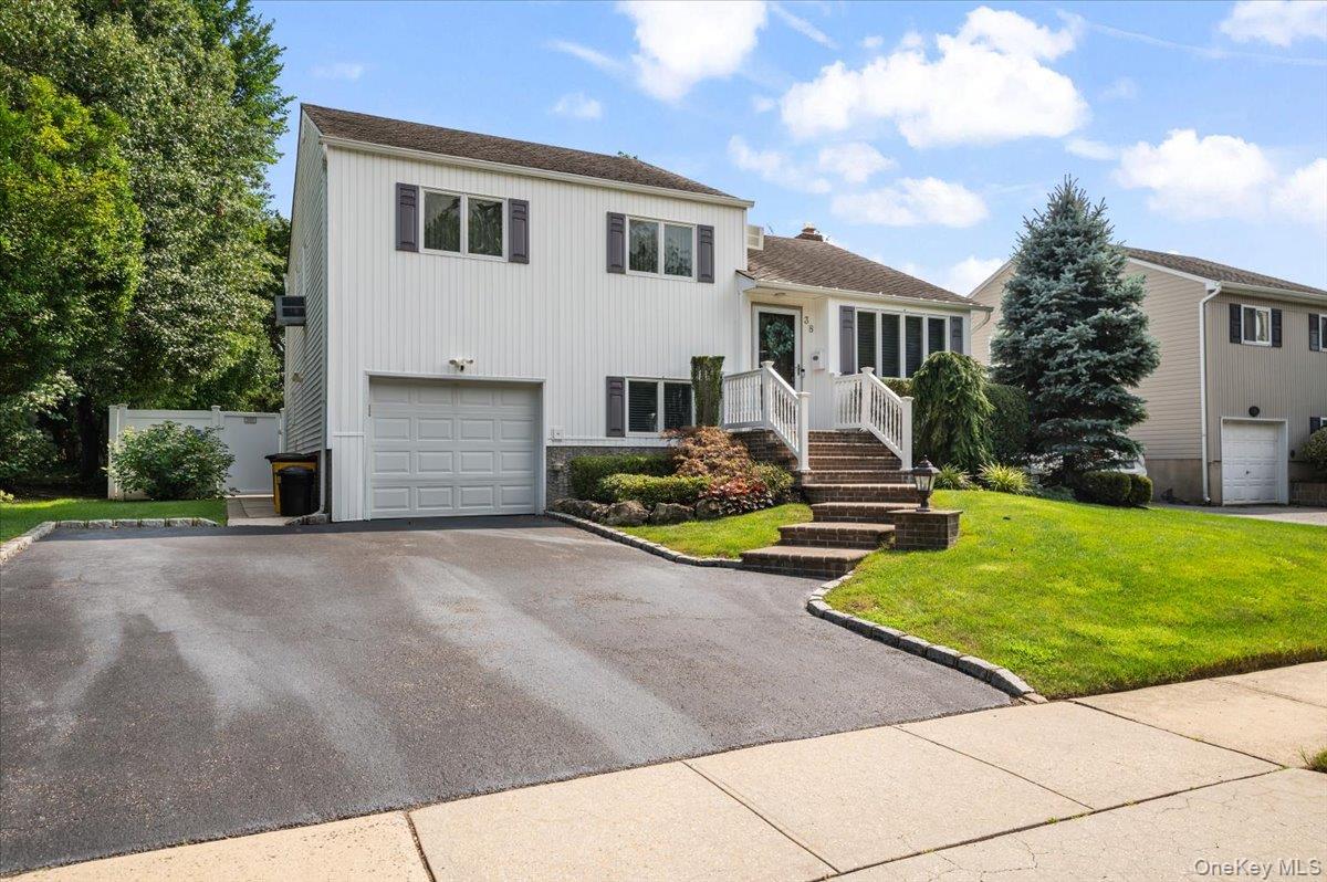 38 Briarwood Lane