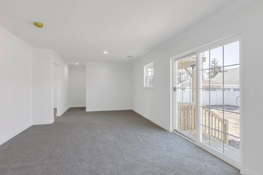 N/C Caroll Avenue, Ronkonkoma, New York image 13