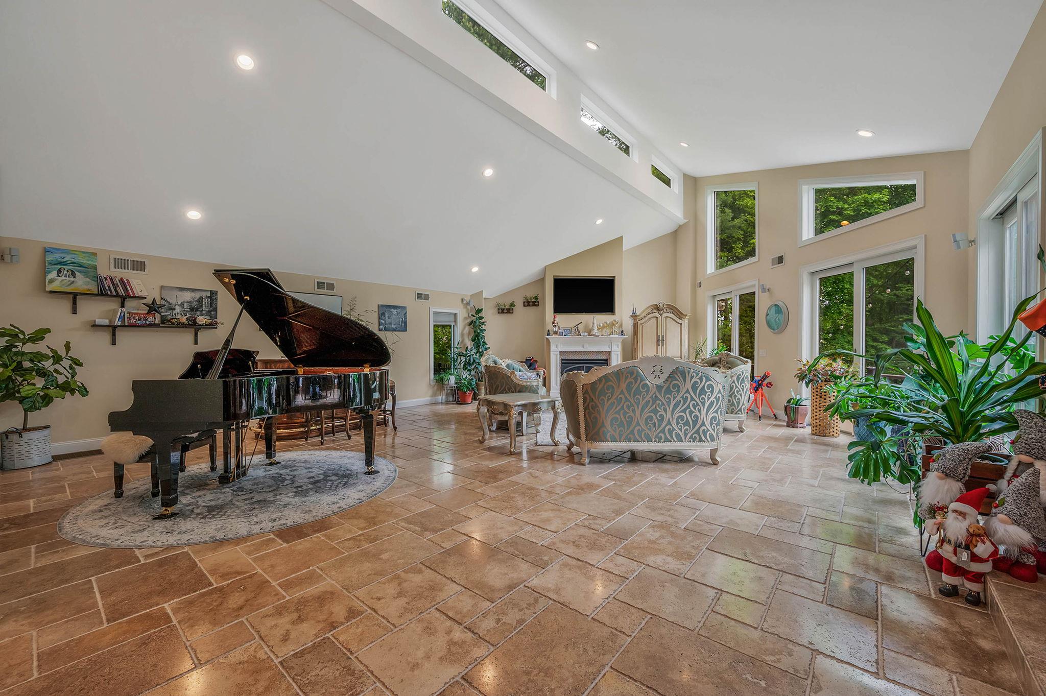 2 Farmview Drive Dr, Dix Hills, New York image 10