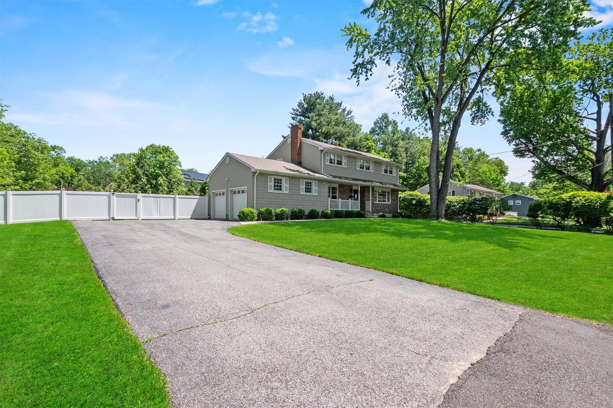 40 Lombardi Drive, New City, New York image 2