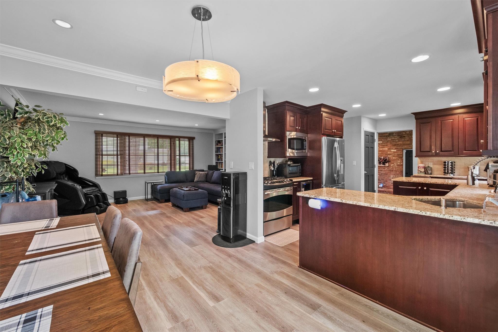 40 Lombardi Drive, New City, New York image 12