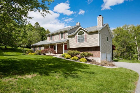 Homes For Sale - 15 Red Hawk Hollow Road<br/> Dutchess County, Wappingers Falls, NY 12590