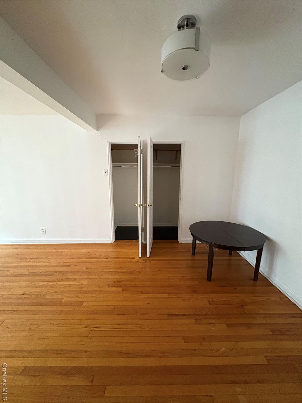 Photo of 2090 Barnes Avenue #4D, Bronx, NY 10462 (MLS # 961889)