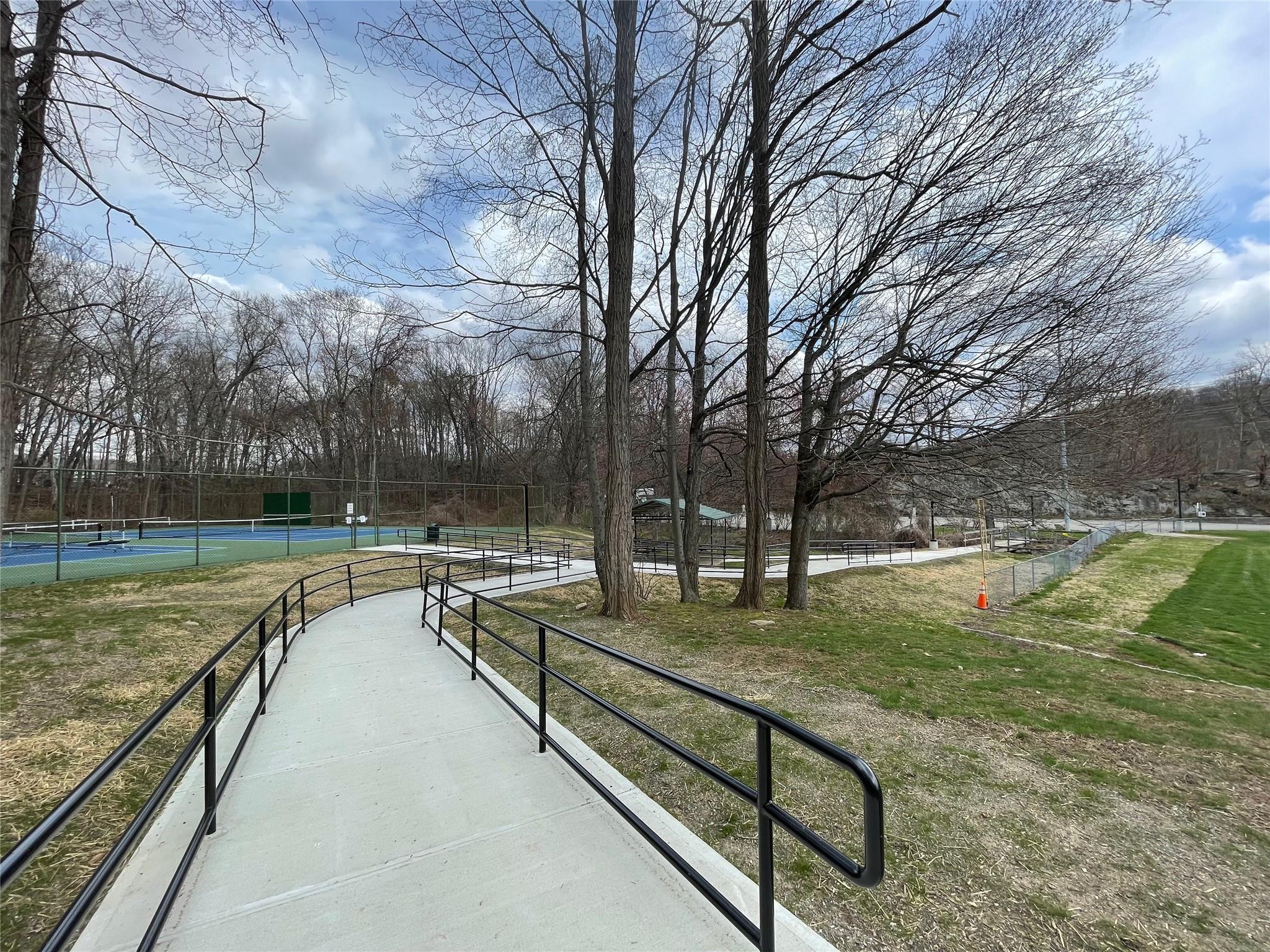 403 Saw Mill River Road, Millwood, New York image 36