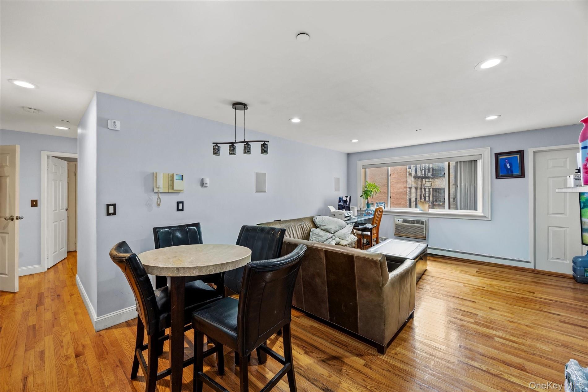 118-82 Metropolitan Avenue 6G
