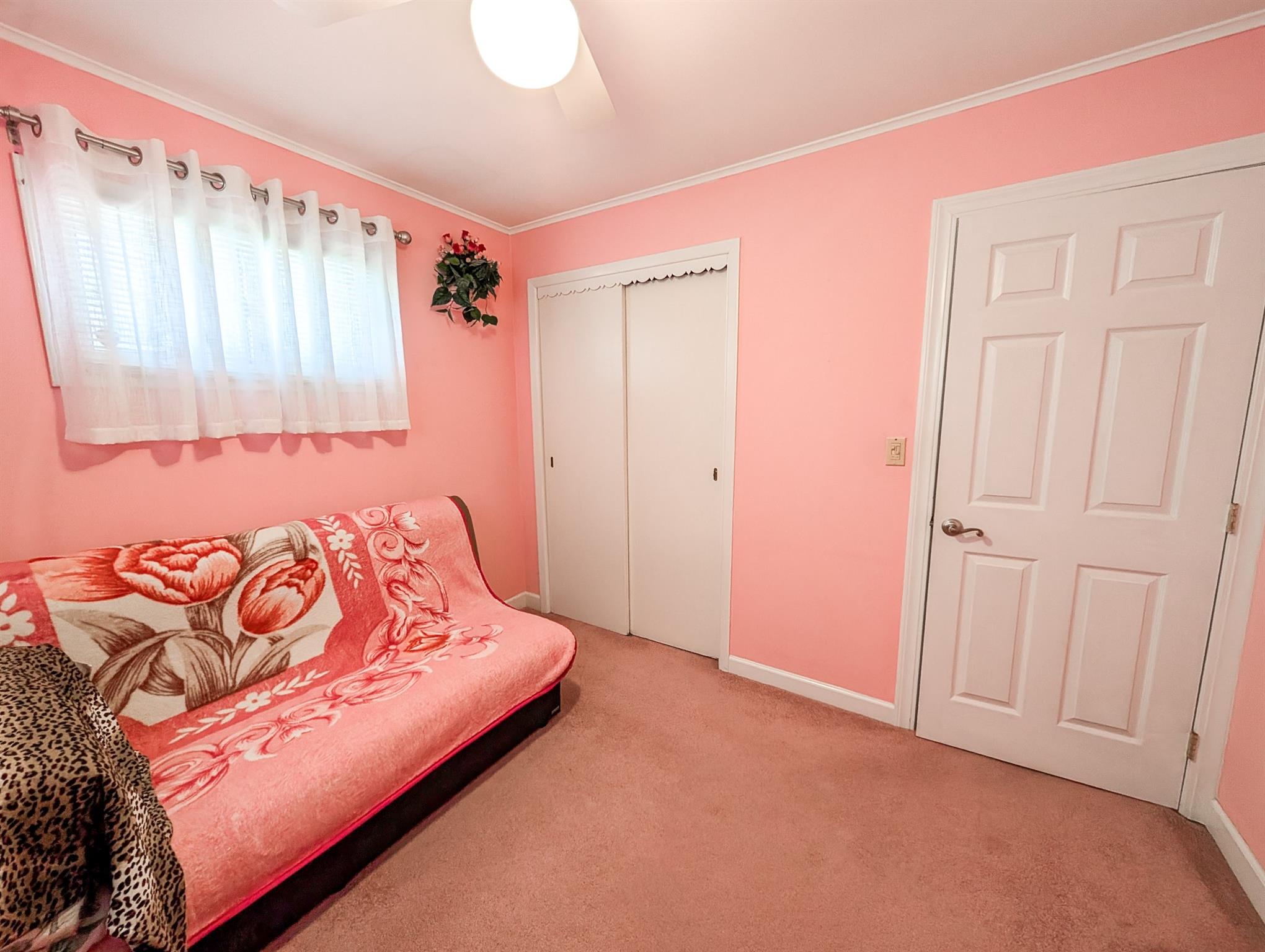 185 Blue Point Road, Selden, New York image 13