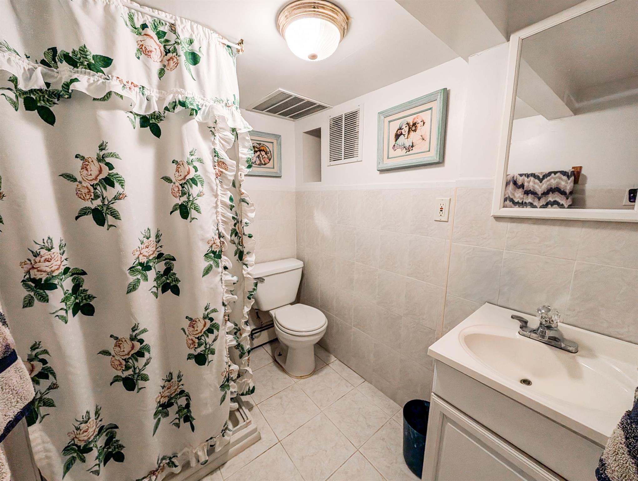 185 Blue Point Road, Selden, New York image 21
