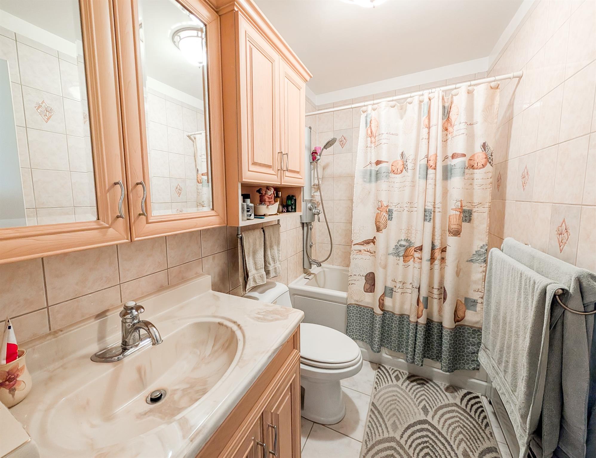 185 Blue Point Road, Selden, New York image 15