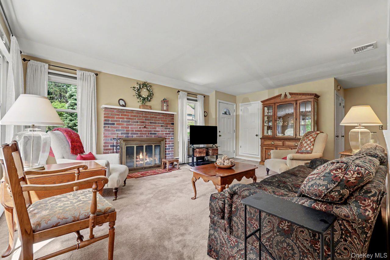 22 Manor Way