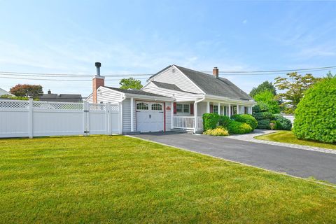 2 Hickory Lane, Hempstead, NY 11756 - MLS#: 837840