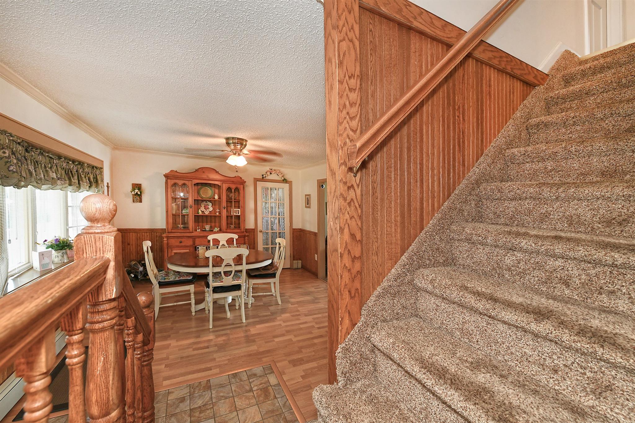 2 Hickory Lane, Levittown, New York image 19