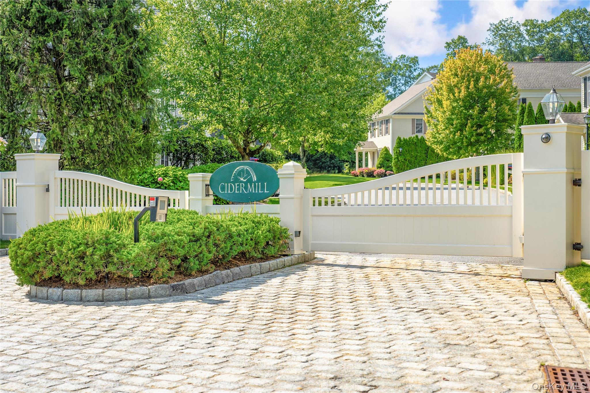 14 Cider Mill Circle