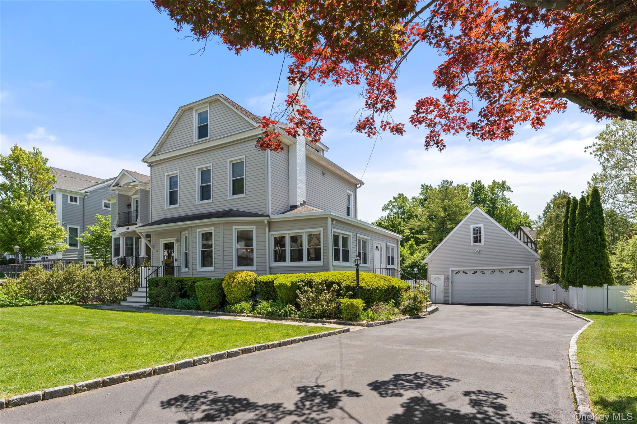 36 Lakeview Avenue
