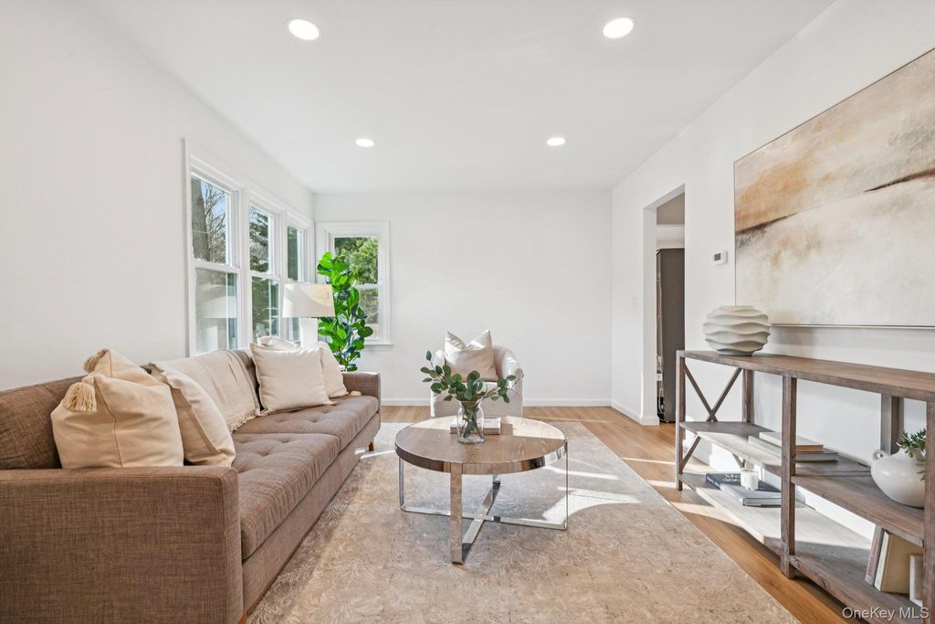 Photo of 6 Nevada Avenue, Medford, NY 11763 (MLS # 985849)