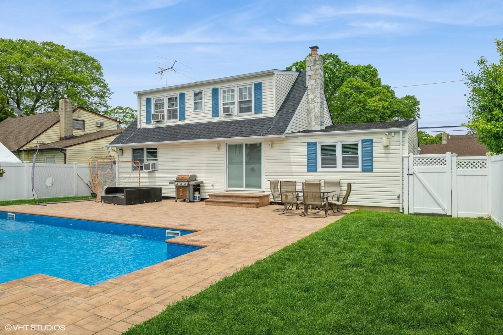 150 Arthur Street, Massapequa Park, New York image 35