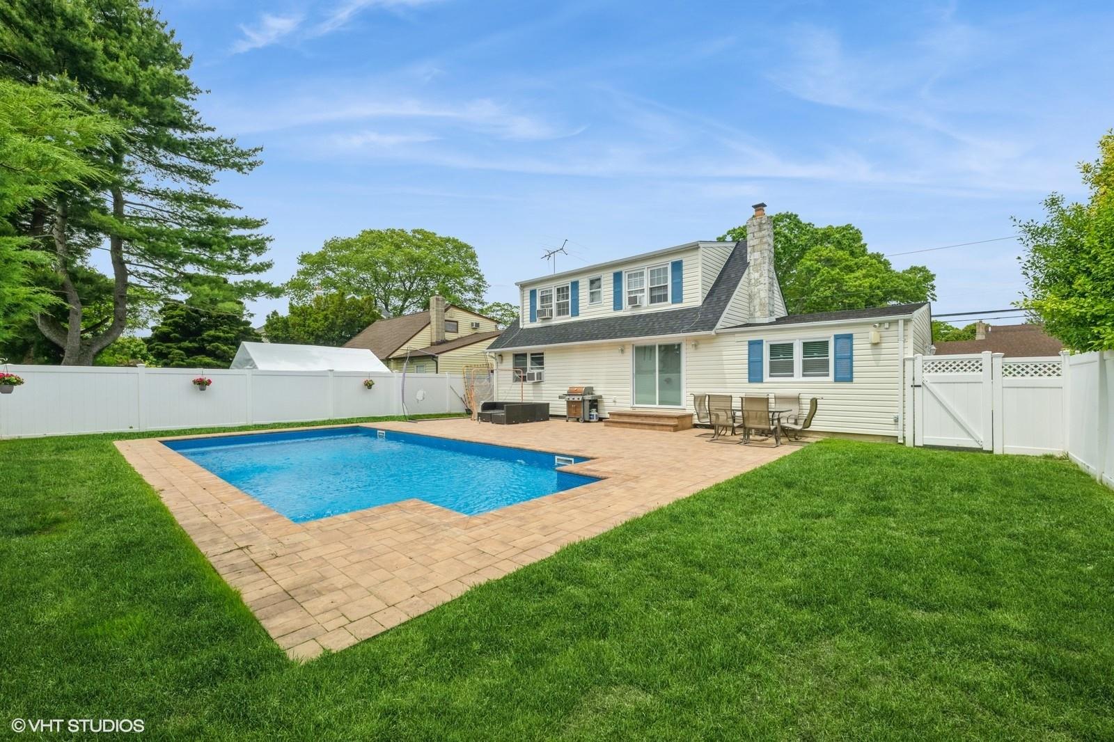 150 Arthur Street, Massapequa Park, New York image 7