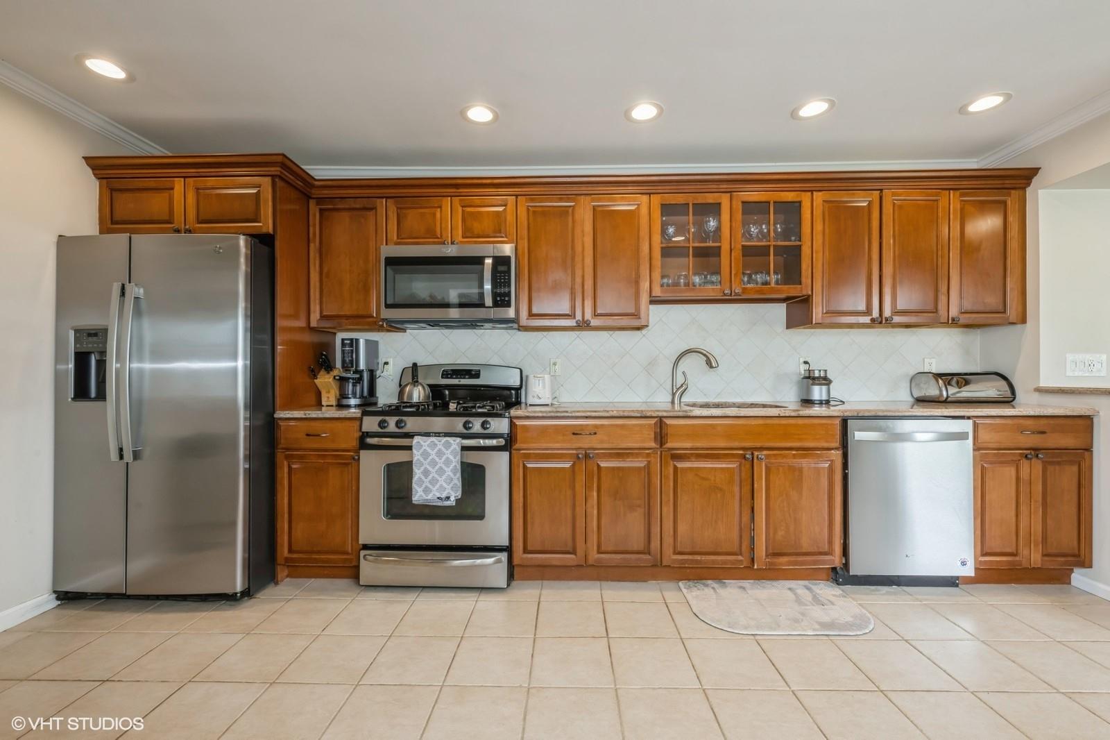 150 Arthur Street, Massapequa Park, New York image 9