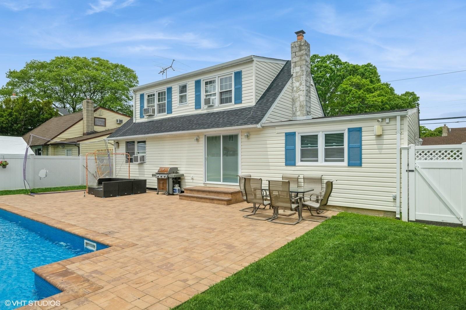 150 Arthur Street, Massapequa Park, New York image 34