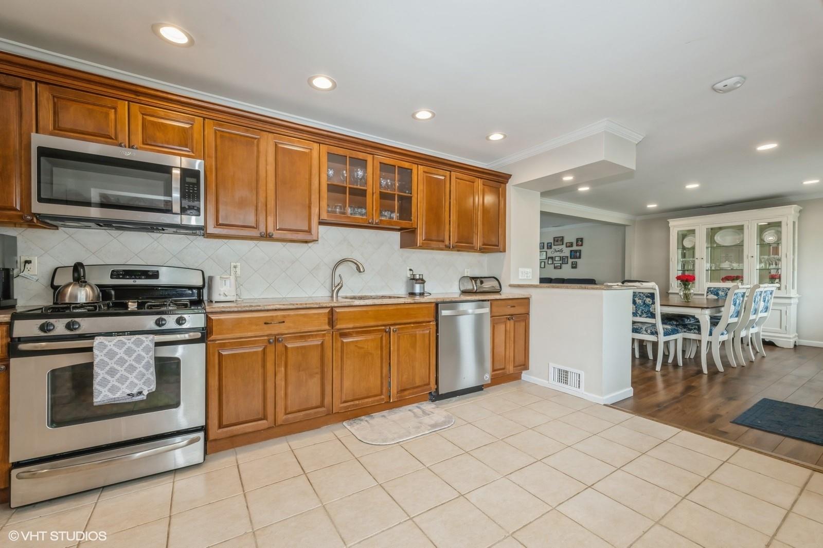 150 Arthur Street, Massapequa Park, New York image 8