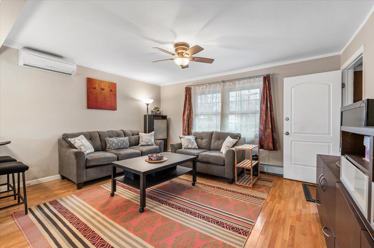 23 Croyden Drive, Massapequa, New York image 7