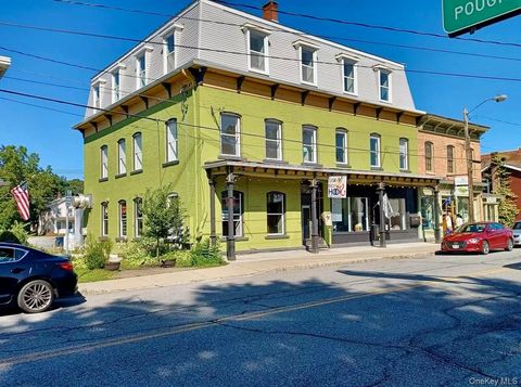 Apartment For Rent - 33 W Market Street #2A<br/> Red Hook, NY 12571