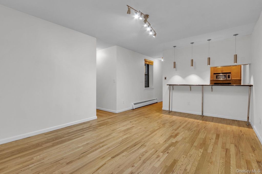 Photo of 66-72 Saint Nicholas Avenue #3G, New York (Manhattan), NY 10026 (MLS # 988239)