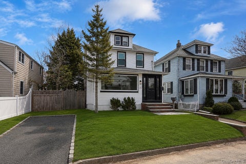 Homes For Rent - 24 High Street<br/> Locust Valley, NY 11560