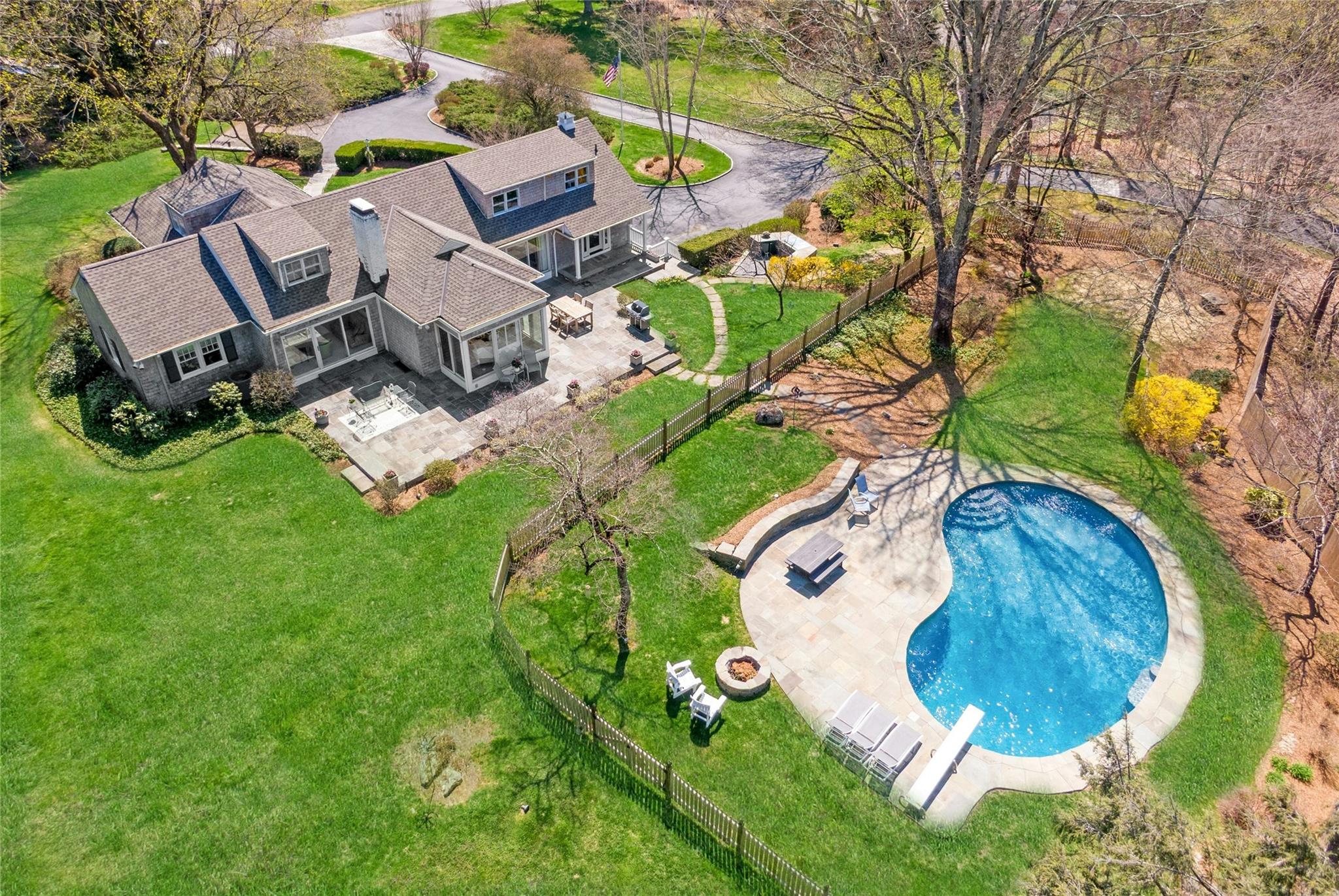 33 North Way, Chappaqua, New York image 1