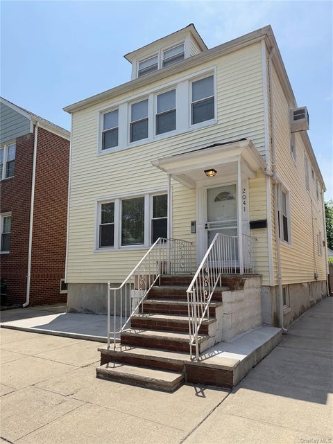 Multifamily For Sale - 2041 Colonial Avenue<br/> Bronx County, Bronx, NY 10461