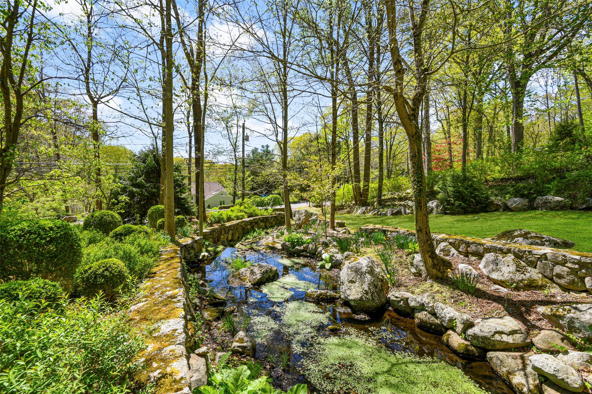 96 Surrey Road, Stamford, New York image 38