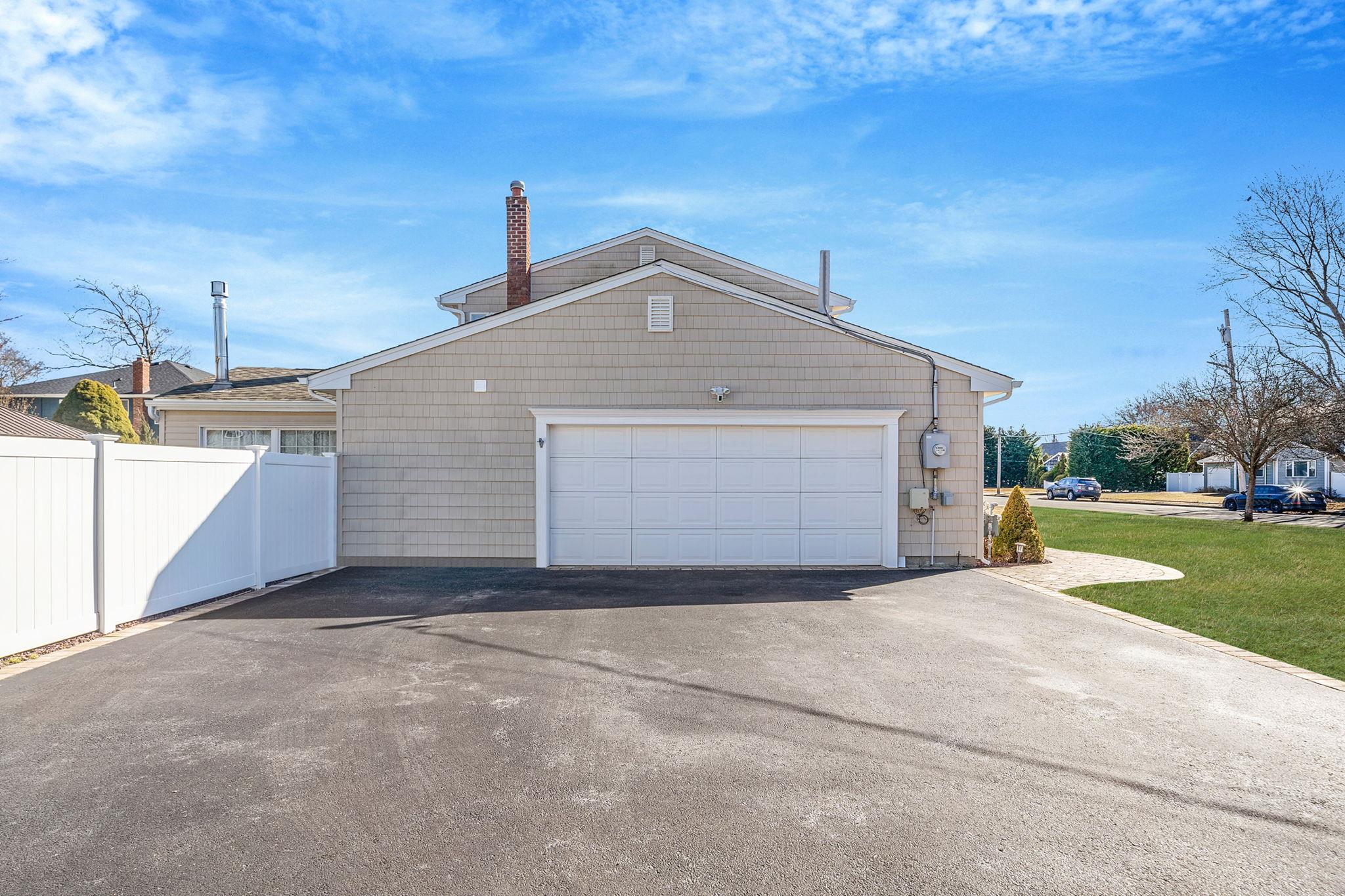 79 Palmer Drive, Sayville, New York image 26