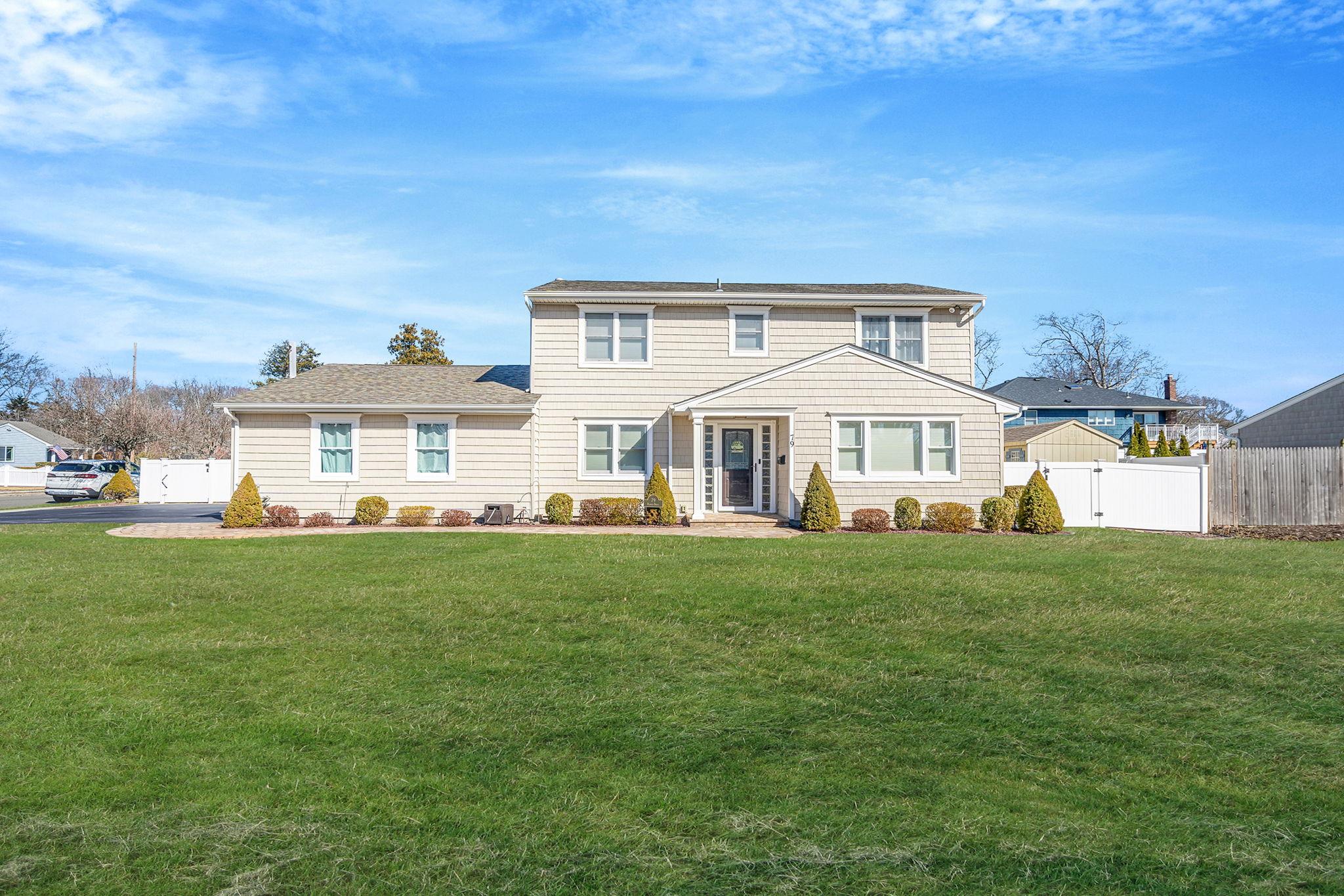 79 Palmer Drive, Sayville, New York image 1
