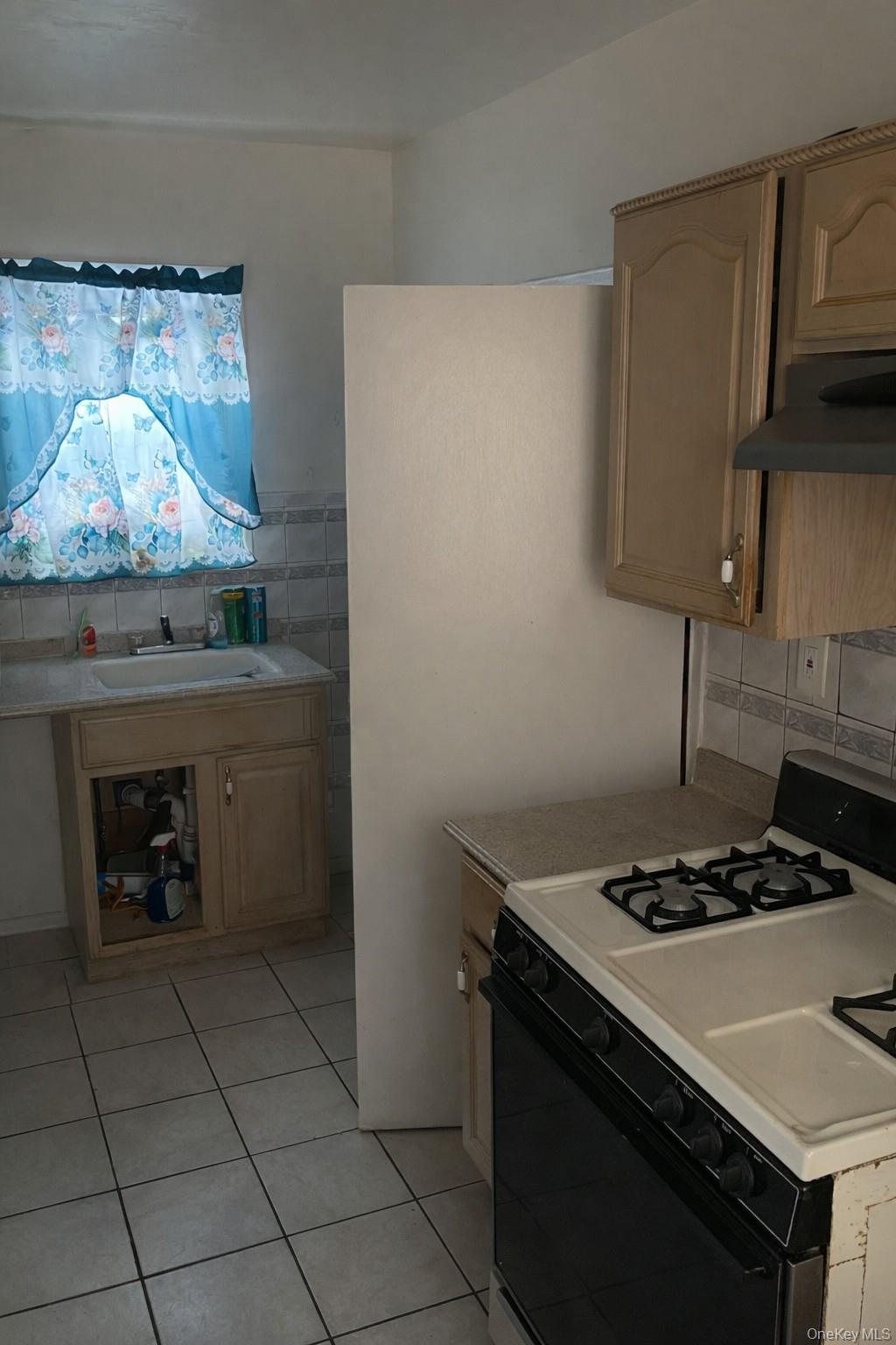 118-18 190th Street