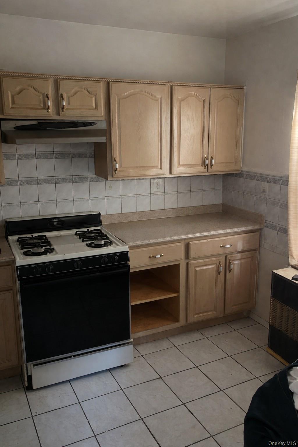 118-18 190th Street