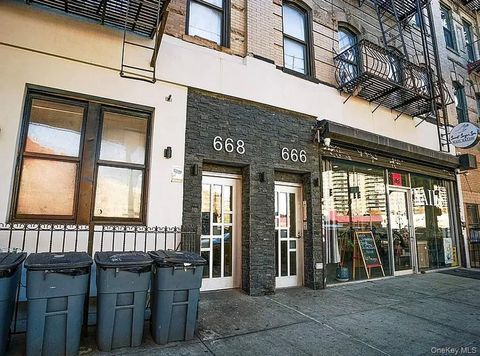 Homes For Sale - 668 Broadway #11<br/> Brooklyn, NY 11206