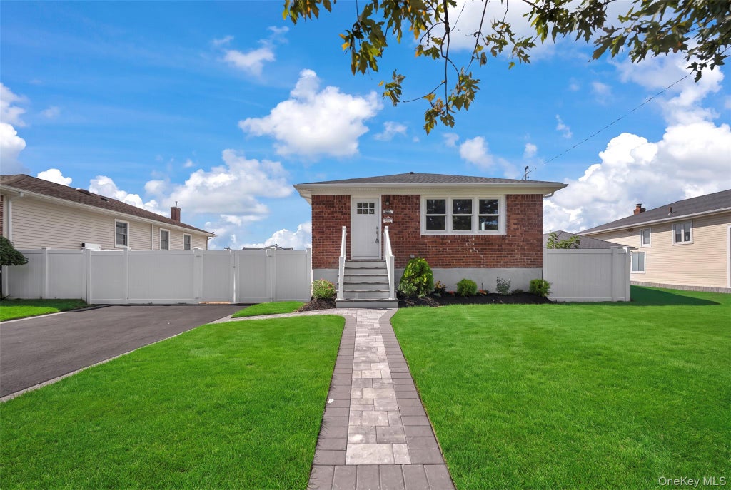 Photo of 3280 Elliott Boulevard, Oceanside, NY 11572 (MLS # 1051482)