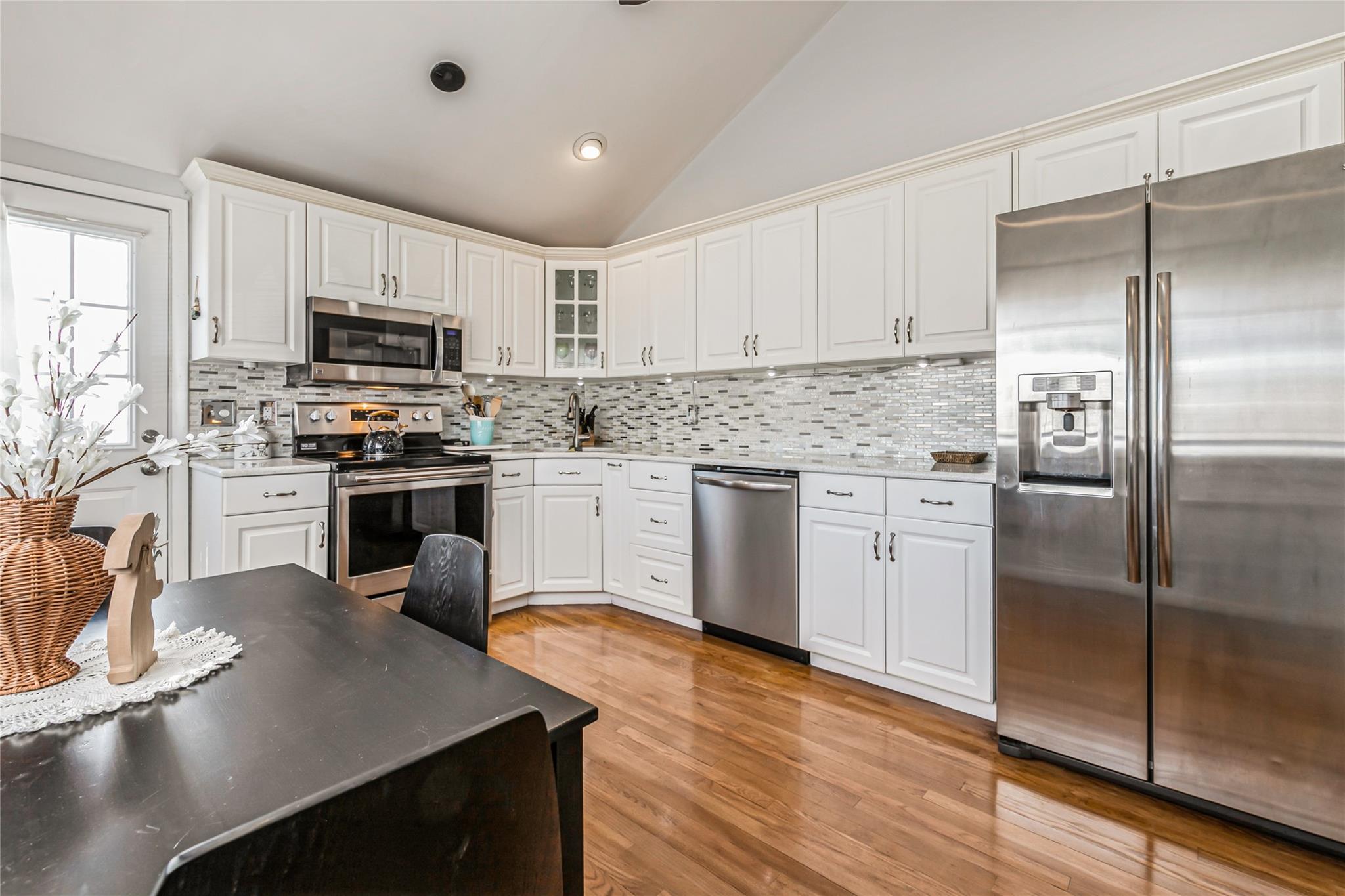 263 E 3rd Street, Deer Park, New York image 44