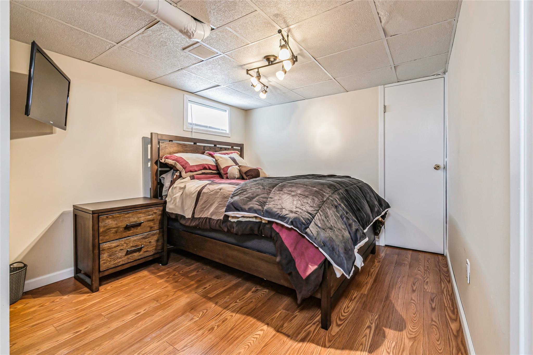 263 E 3rd Street, Deer Park, New York image 20