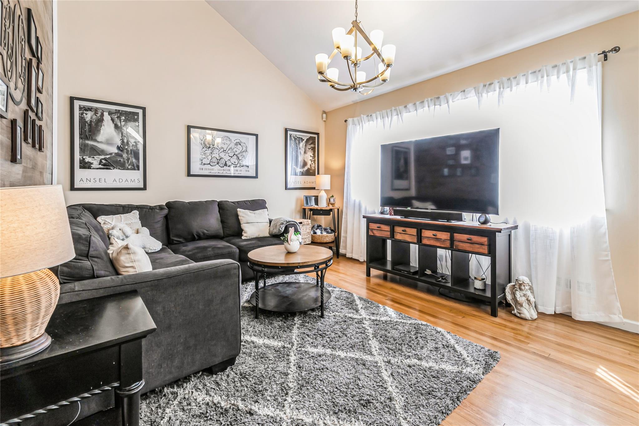 263 E 3rd Street, Deer Park, New York image 43